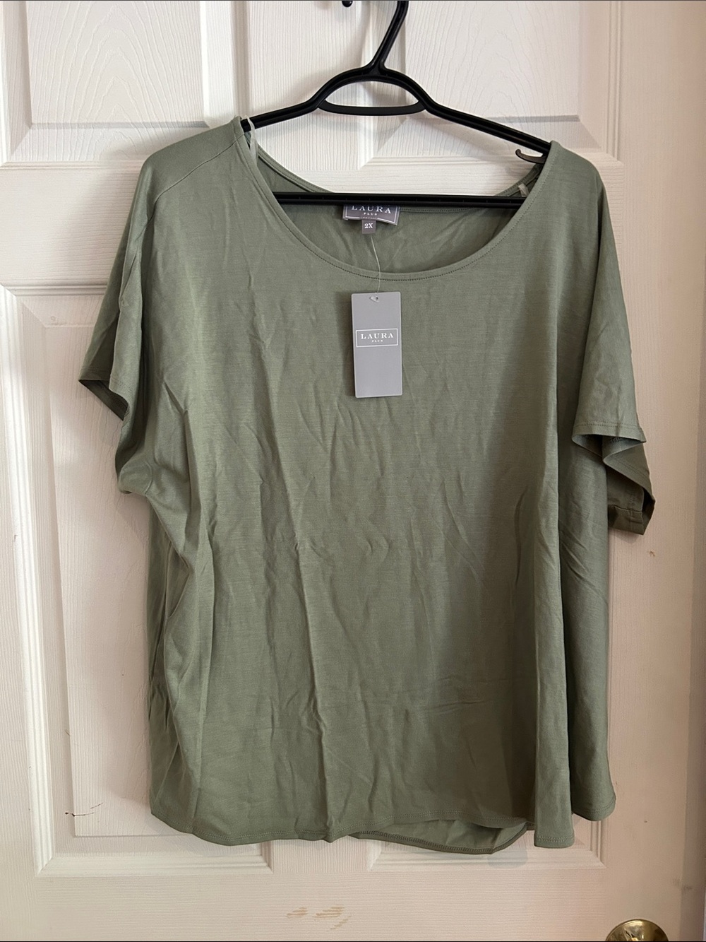 NWT Laura Scoop Neck Short Sleeve Tee in Olive Green Size 2X